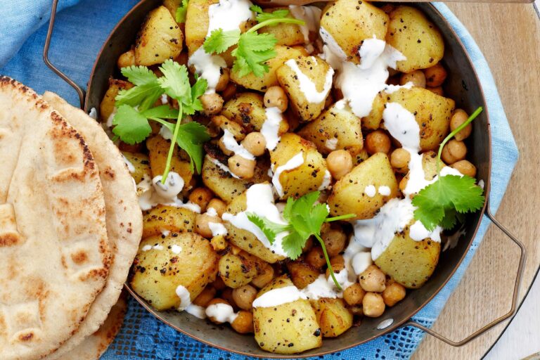 spiced-potatoes-and-chickpeas-107848-1